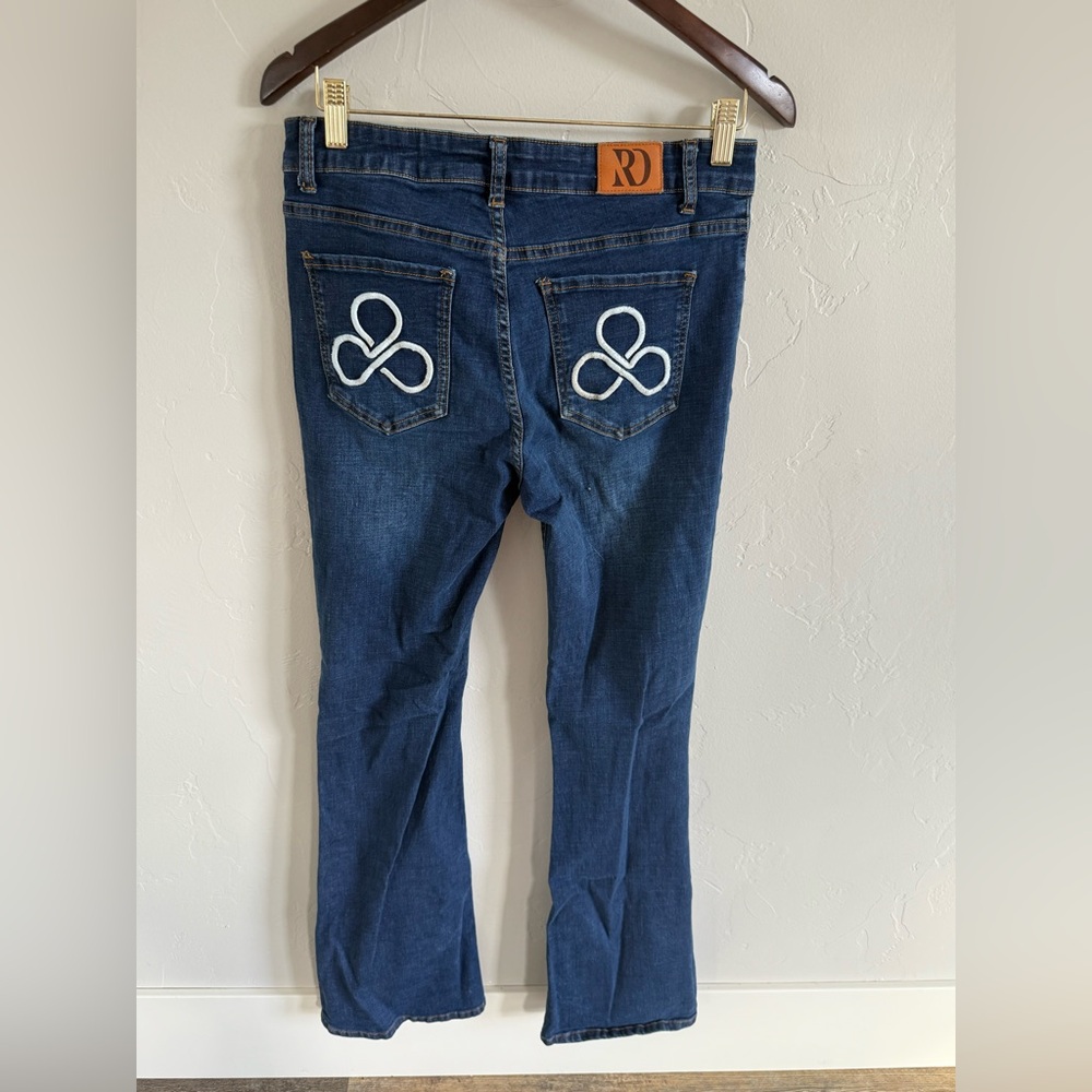 Ranch Dress'n Blue Denim Jeans with White Embroidery